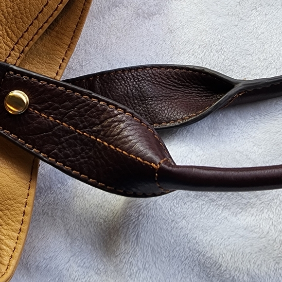 B Makowsky Cream/Brown/Caramel Smooth Leather Large Tote Shoulder Bag EUC - Picture 15 of 17